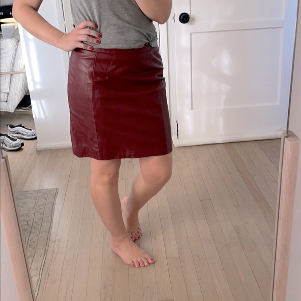 leather skirt, maroon GORMAN size 8